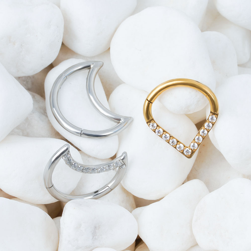 F136 Titanium Hinged Tear Drop - Helix Cartilage Ring review and price